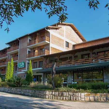 Tourist Center Momina Krepost Hotel Veliko Tarnovo Eksteriør billede